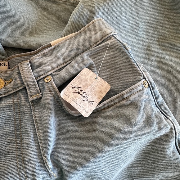 NWT FREE PEOPLE x Care FP A New Day Mid Rise Straight Leg Jean In ISLA Blue